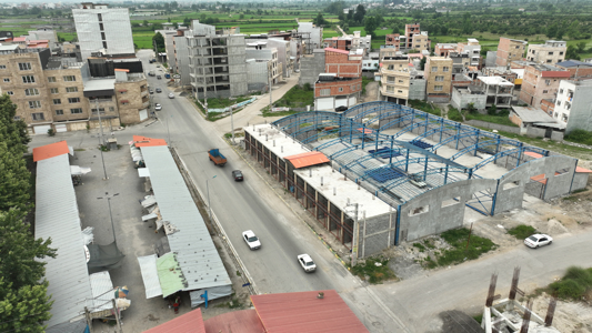 ساخت و تجهیز بازار پاسداران