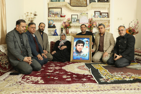 تکریم شهرداری آمل از مادران و همسران شهدا